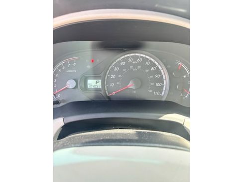 Used 2014 Toyota Sienna LE image 5