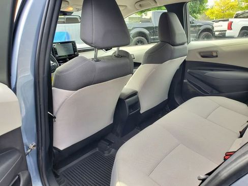 Used 2022 Toyota Corolla LE FWD image 9