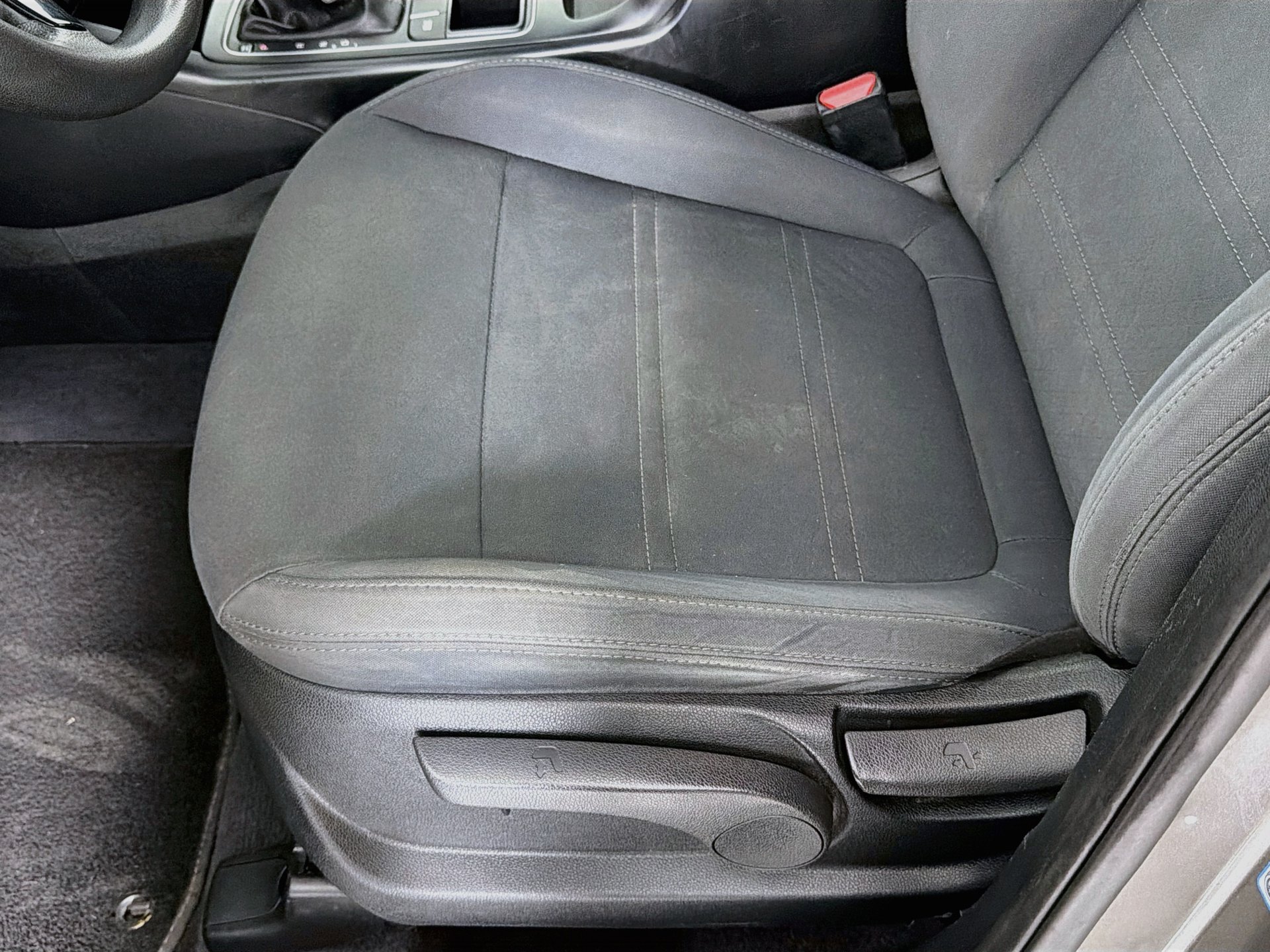 Used 2019 Kia Sorento FWD image 18