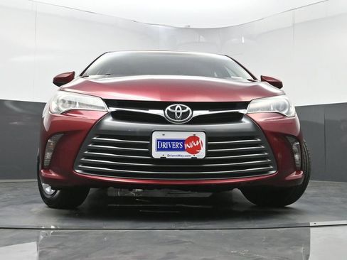Used 2017 Toyota Camry LE image 20