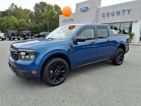 Certified 2024 Ford Maverick XLT w/ XLT Luxury Package image 5