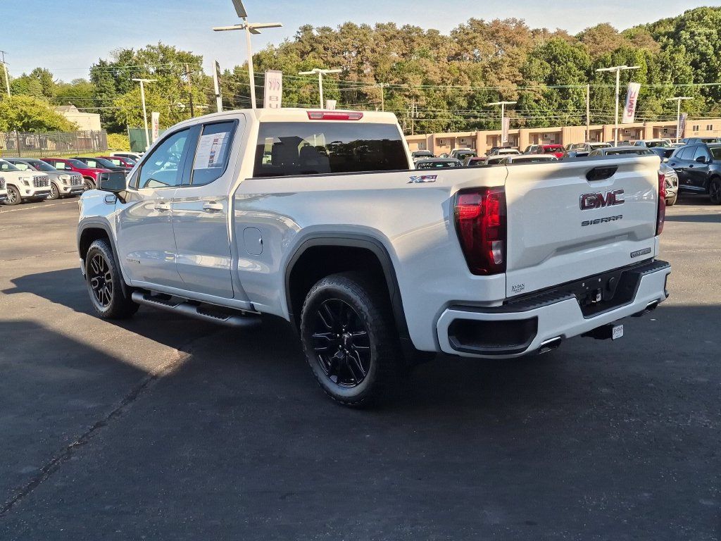 Used 2023 GMC Sierra 1500 Elevation AWD/4WD image 12