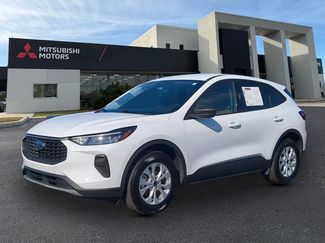 Used 2025 Ford Escape Active video 1