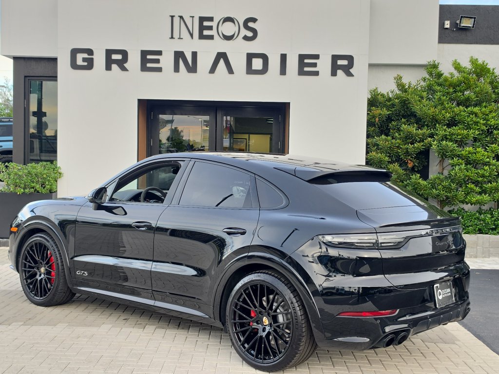 Used 2021 Porsche Cayenne GTS AWD/4WD image 3