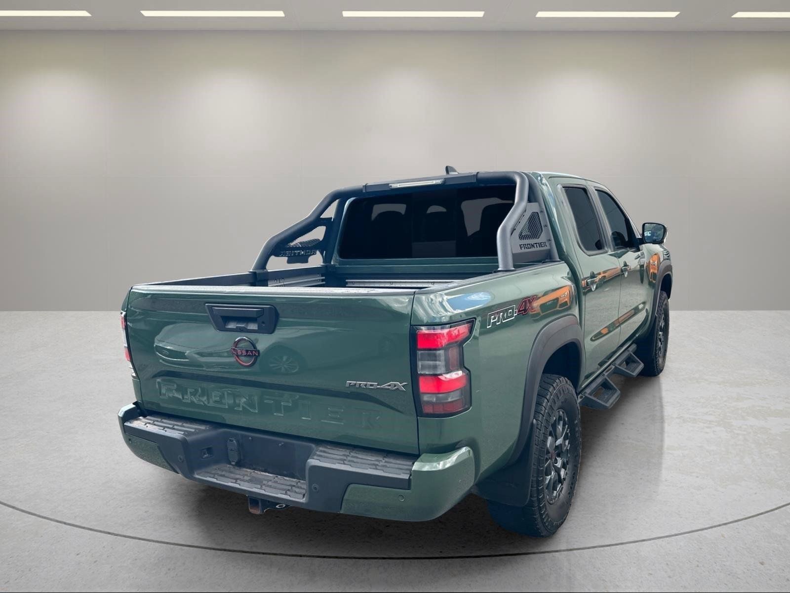 Used 2023 Nissan Frontier PRO-4X w/ Pro-4X Premium Package AWD/4WD image 6