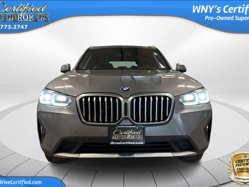 Used 2024 BMW X3 xDrive30i AWD/4WD image 2