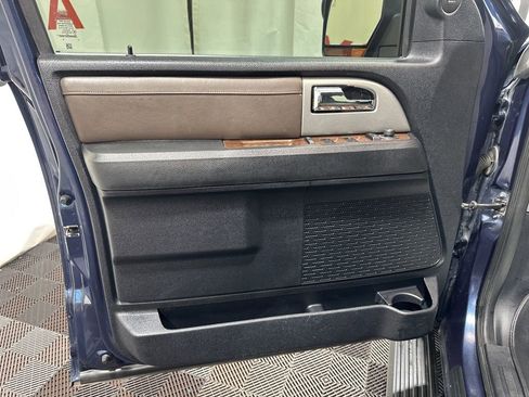 Used 2015 Ford Expedition King Ranch image 24