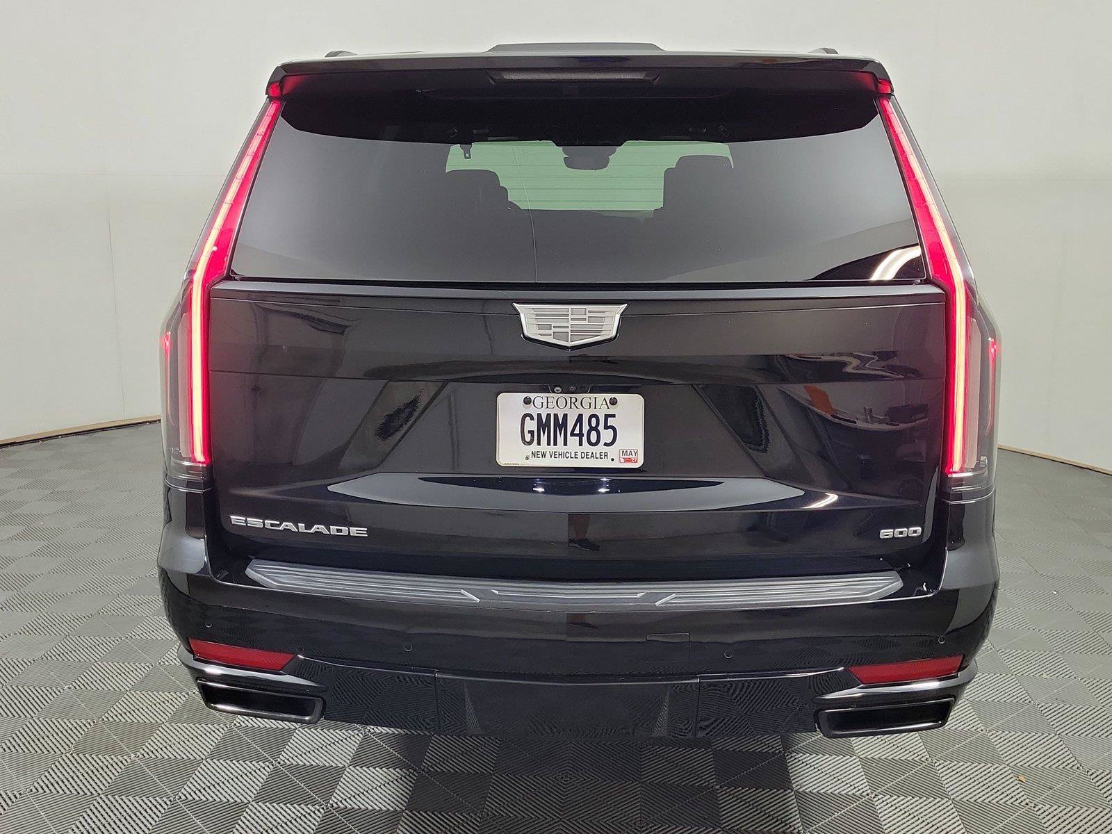 Used 2023 Cadillac Escalade Sport Platinum w/ LPO, ONYX Package AWD/4WD image 5