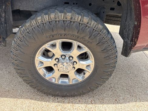 Used 2022 RAM 2500 Laramie AWD/4WD image 6