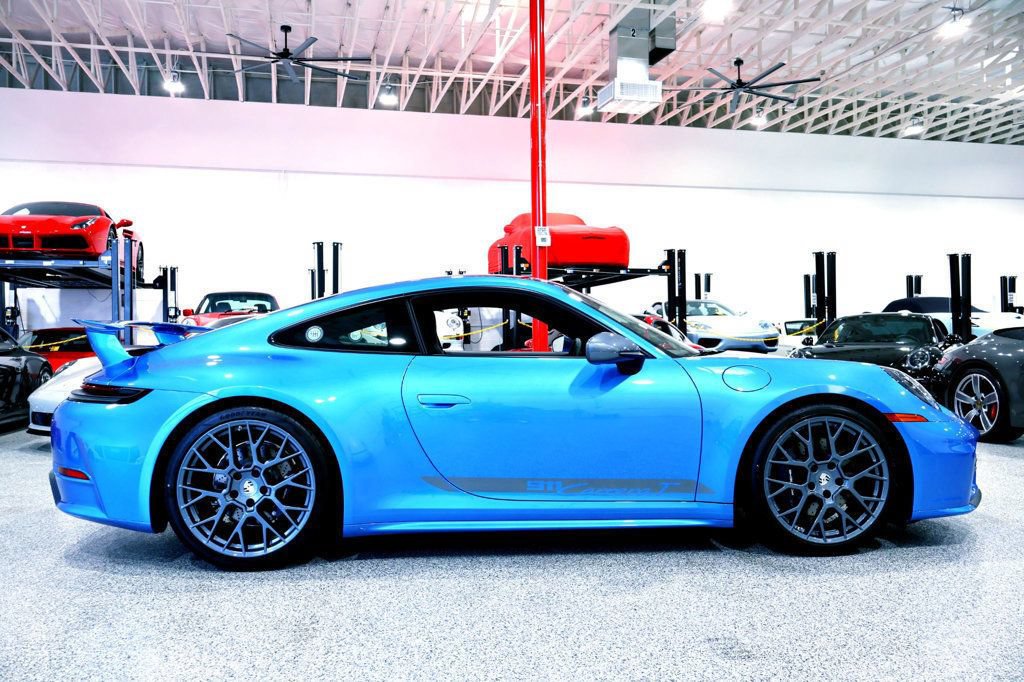 Used 2026 Porsche 911 Carrera T RWD image 14