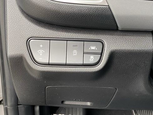 Used 2022 Kia Seltos LX image 28