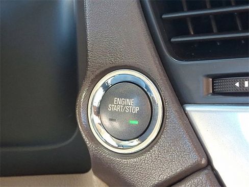 Used 2020 Chevrolet Suburban Premier image 26