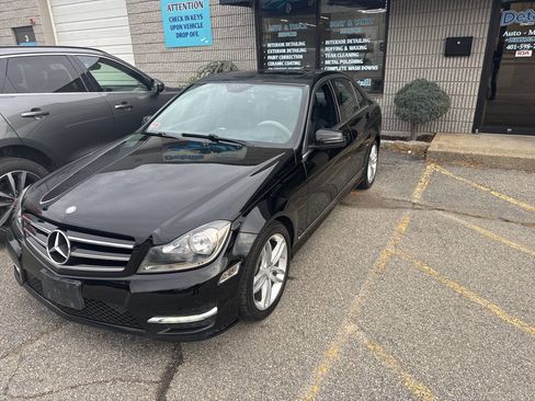 Used 2014 Mercedes-Benz C 300 4MATIC Sedan image 10