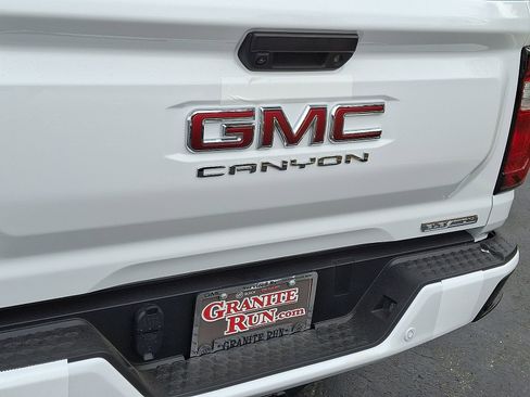 New 2026 GMC Canyon Elevation w/ Convenience Package image 8