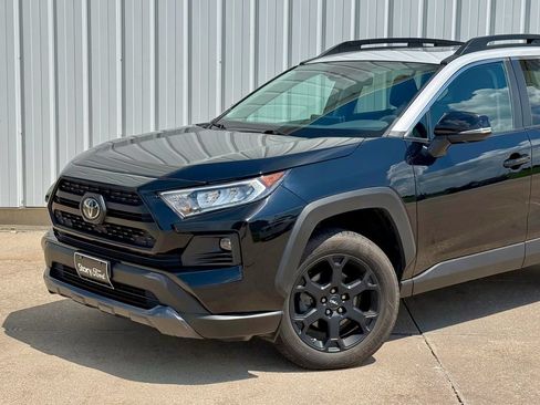 Used 2020 Toyota RAV4 TRD Off-Road w/ TRD Off-Road Weather Package AWD/4WD image 2