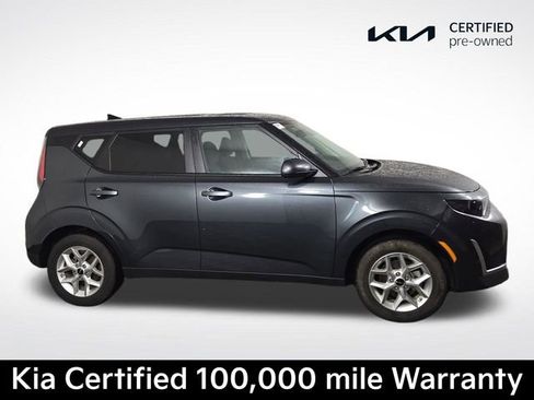 Certified 2025 Kia Soul LX w/ LX Technology Package FWD image 5