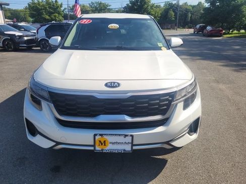 Certified 2021 Kia Seltos LX AWD/4WD image 9