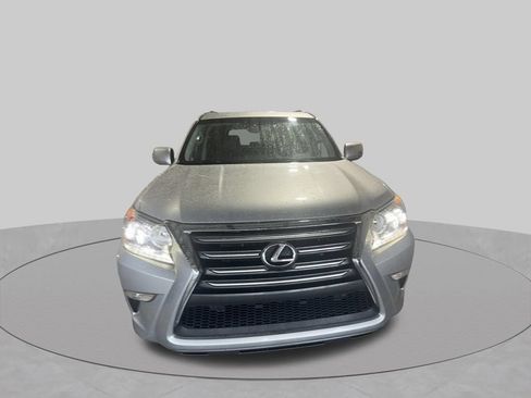 Used 2019 Lexus GX 460 w/ Navigation Package AWD/4WD image 3