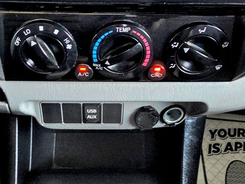 Used 2015 Toyota Tacoma PreRunner w/ TRD Sport Package image 13