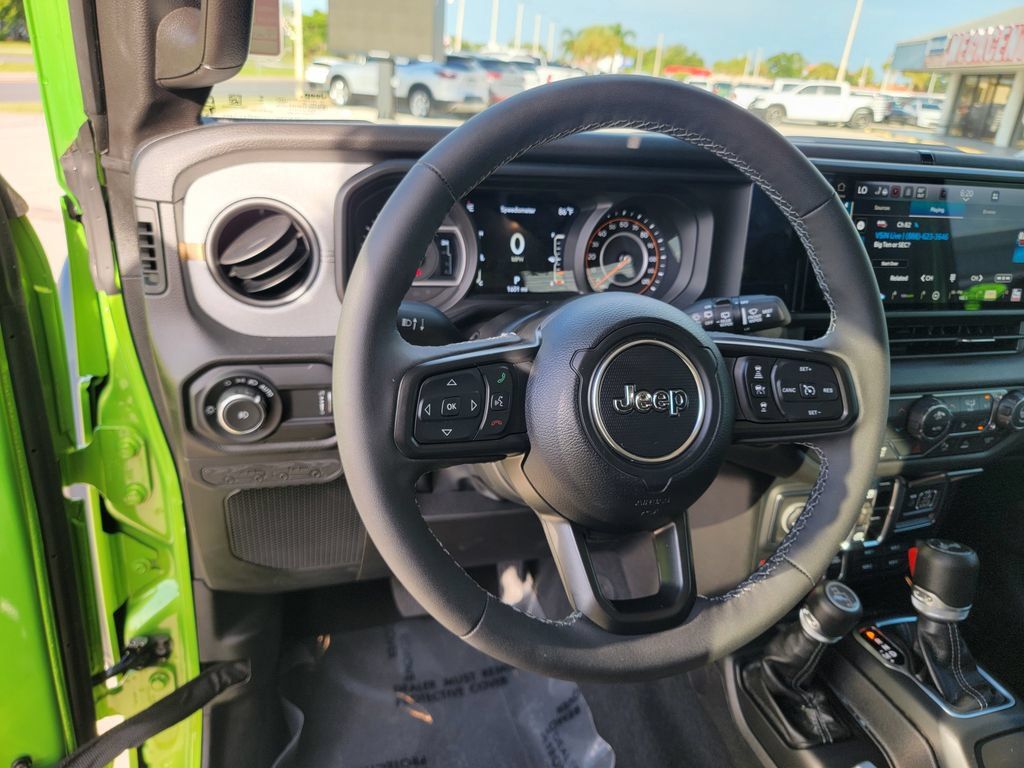 Used 2026 Jeep Wrangler Unlimited Sport AWD/4WD image 17