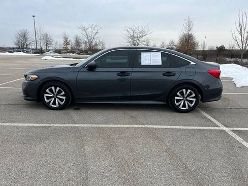 Used 2023 Honda Civic LX image 5