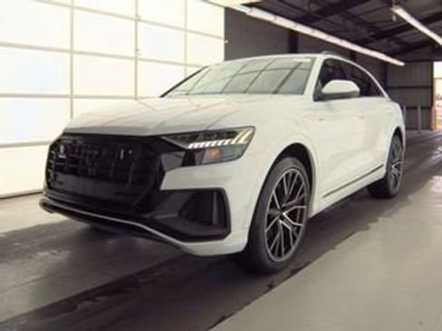 Used 2023 Audi Q8 Premium Plus w/ Premium Plus Package AWD/4WD image 1