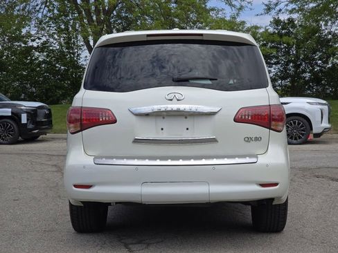 Used 2015 INFINITI QX80 4WD w/ Driver's Assistance Package image 16
