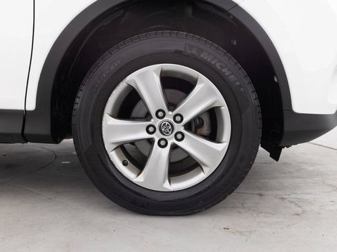 Used 2015 Toyota RAV4 XLE AWD/4WD image 18
