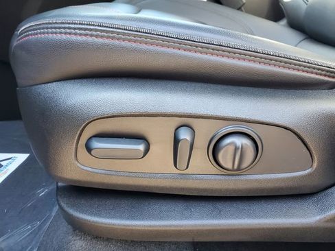 Certified 2023 Chevrolet Traverse RS w/ LPO, Floor Liner Package image 22