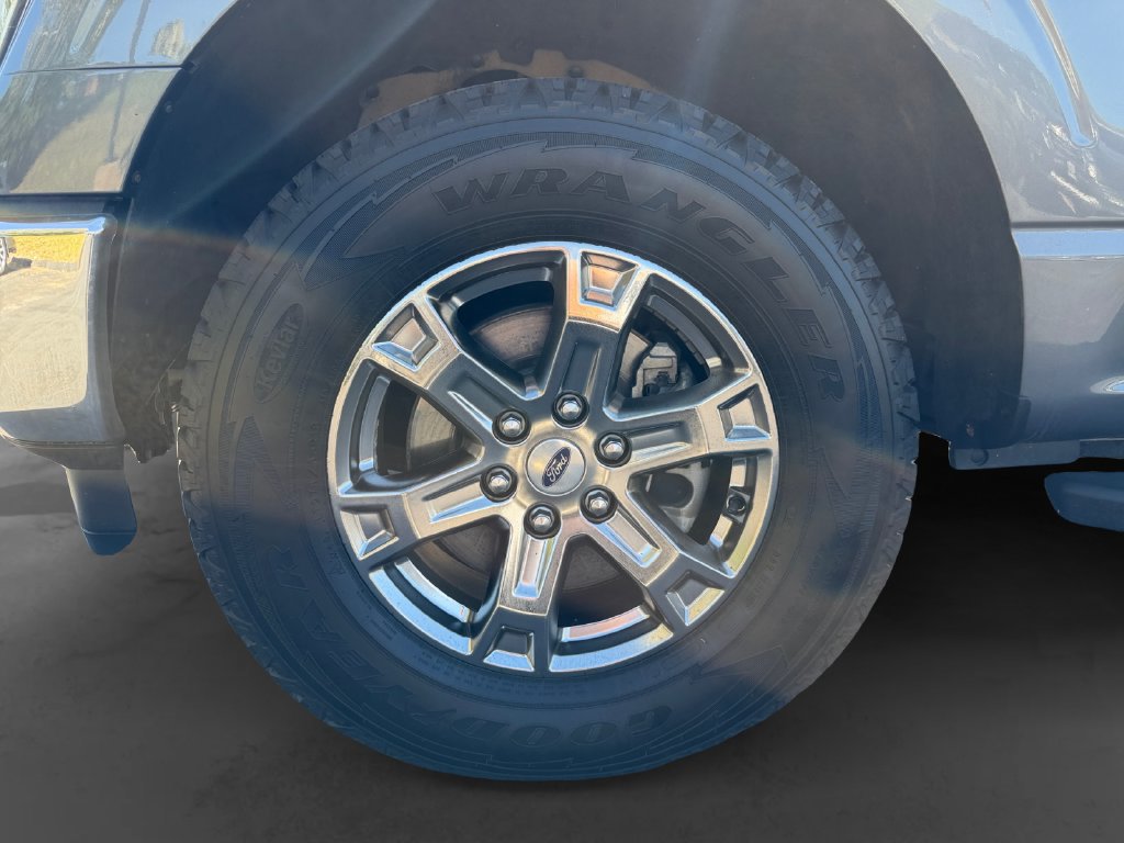 Used 2021 Ford F150 XLT w/ Equipment Group 302A High AWD/4WD image 9
