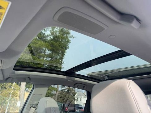 Used 2021 Acura RDX AWD w/ Technology Package image 11