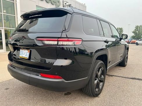 Certified 2023 Jeep Grand Cherokee L Altitude AWD/4WD image 6