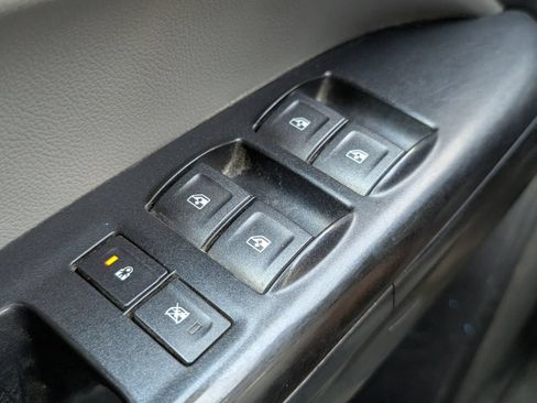 Used 2021 Chevrolet Colorado W/T RWD image 14