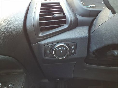 Used 2020 Ford EcoSport SE image 14
