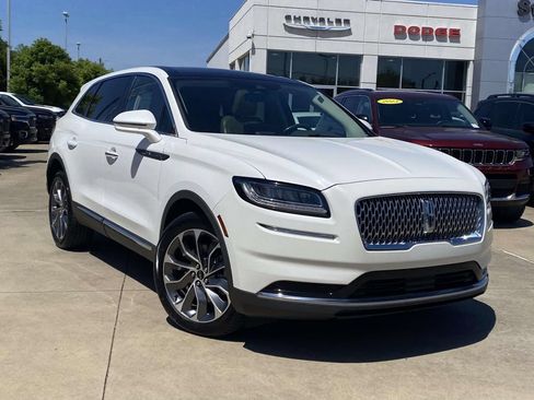 Used 2022 Lincoln Nautilus Reserve AWD/4WD image 36