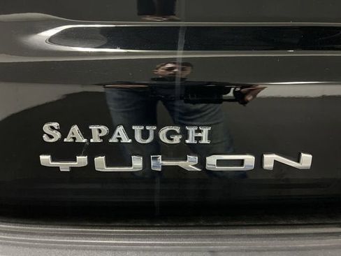 Used 2023 GMC Yukon XL Denali w/ Denali Reserve Package image 33