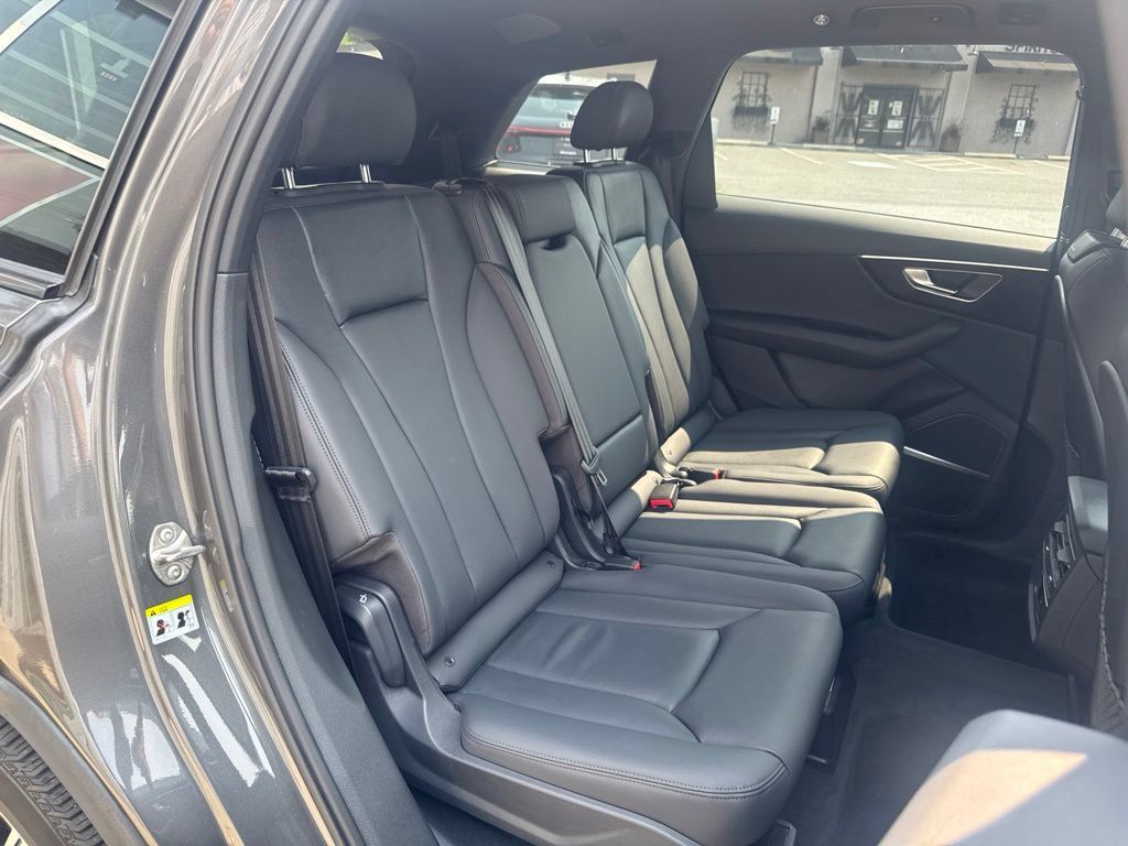 Used 2022 Audi Q7 3.0T Premium Plus AWD/4WD image 26