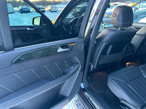 Used 2016 Mercedes-Benz GL 450 GL 450 4MATIC AWD 4dr SUV image 11