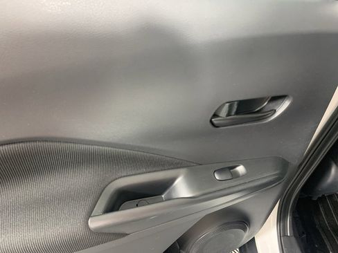 Used 2022 Nissan Kicks S image 29