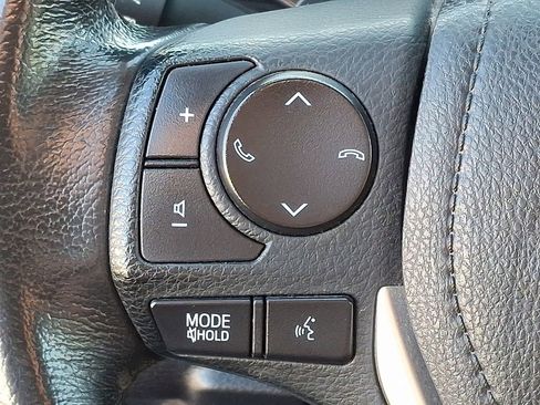Used 2019 Toyota Corolla SE FWD image 22