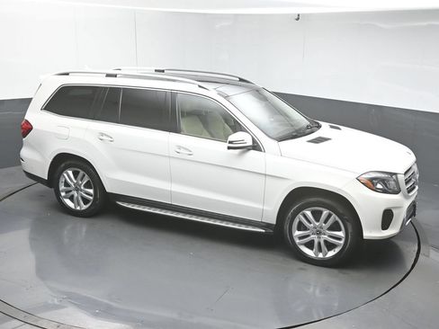 Used 2018 Mercedes-Benz GLS 450 4MATIC w/ Premium Package image 43