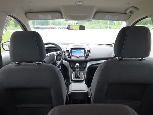 Used 2017 Ford C-MAX SE w/ Equipment Group 201A FWD image 13