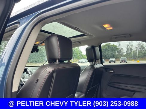 Used 2016 Chevrolet Equinox LTZ w/ Enhanced Convenience Package FWD image 19