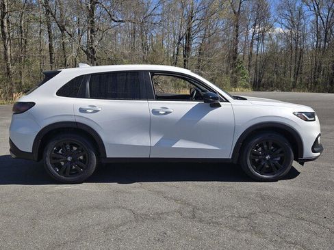 New 2026 Honda HR-V Sport image 2