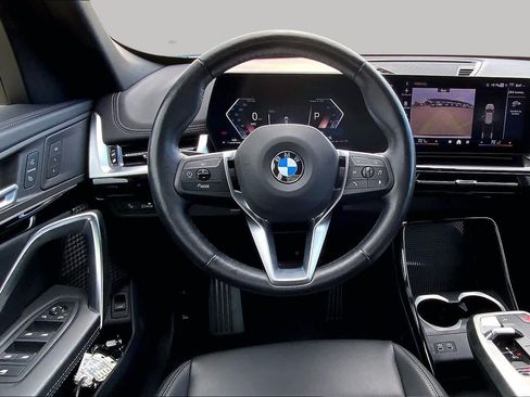 Used 2025 BMW X1 xDrive28i AWD/4WD image 6