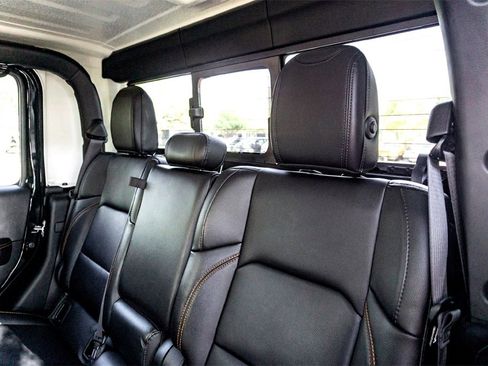 Used 2021 Jeep Gladiator Mojave image 26