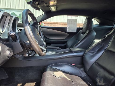 Used 2015 Chevrolet Camaro SS RWD image 11