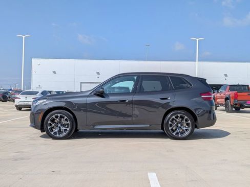 Used 2025 BMW X3 xDrive30i image 3