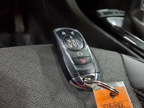 Used 2024 Buick Encore GX Preferred FWD image 36