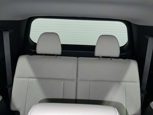 Used 2025 Hyundai Santa Fe SEL AWD/4WD image 33